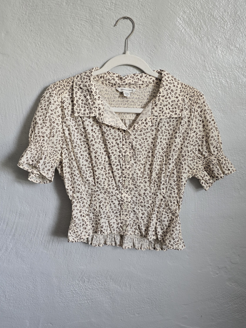 Floral Button-Front Cropped Blouse - Cream with Brown Floral